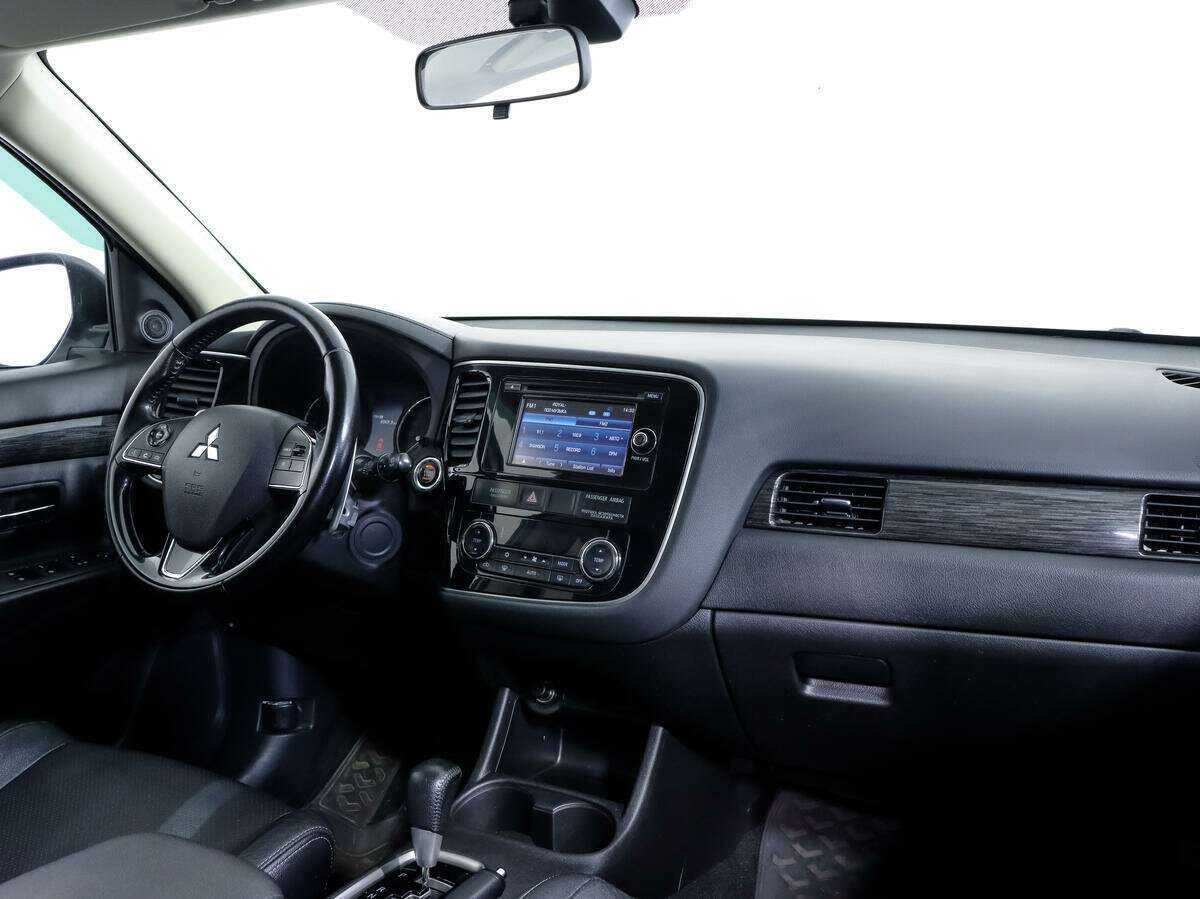 Mitsubishi Outlander 2015