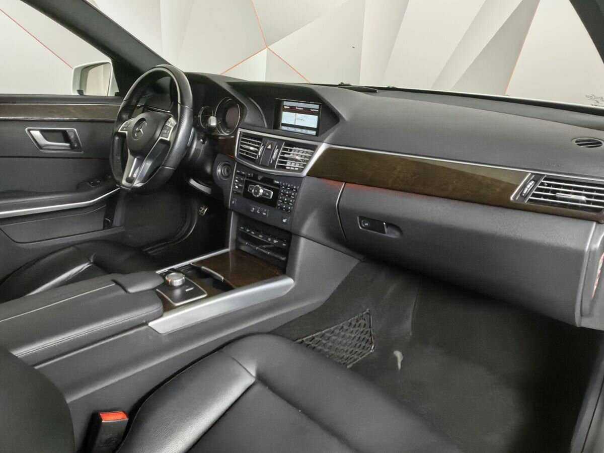 Mercedes-Benz E-Класс 2013