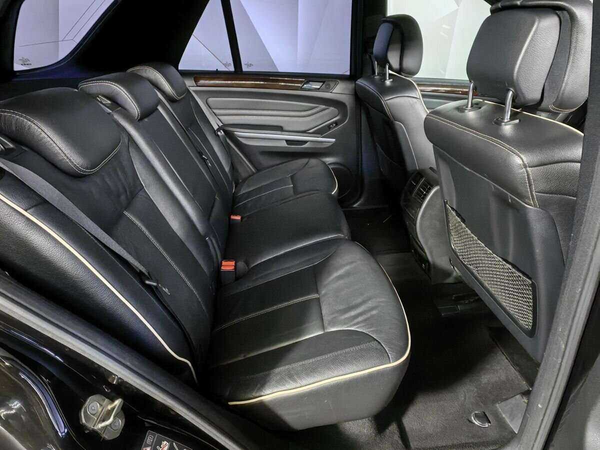 Mercedes-Benz M-Класс 2011