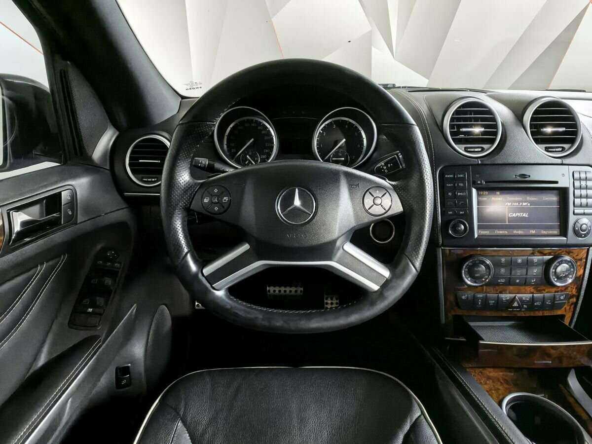 Mercedes-Benz M-Класс 2011