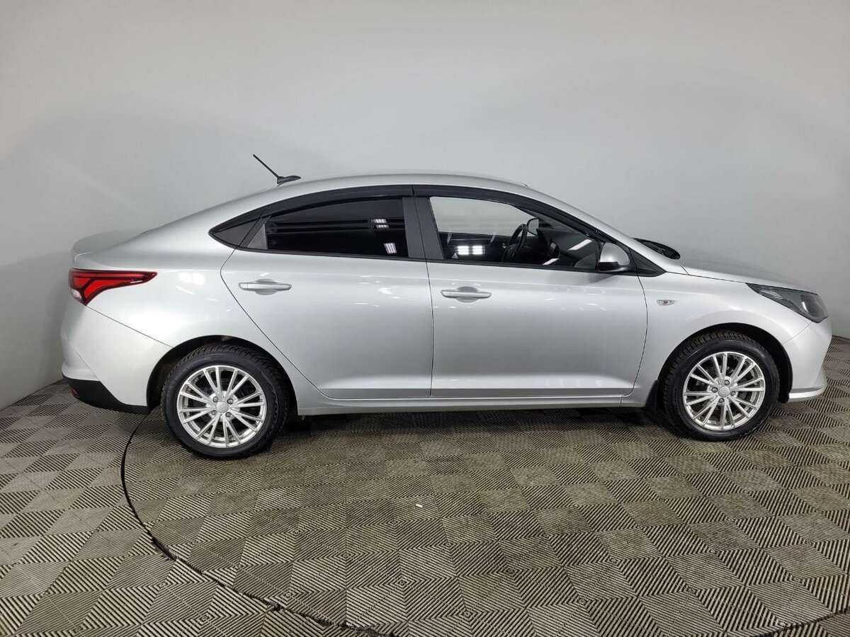 Hyundai Solaris 2021
