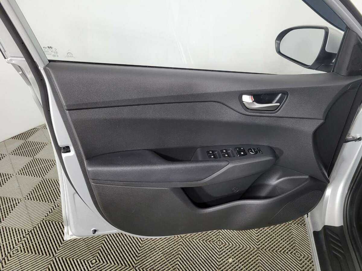 Hyundai Solaris 2021