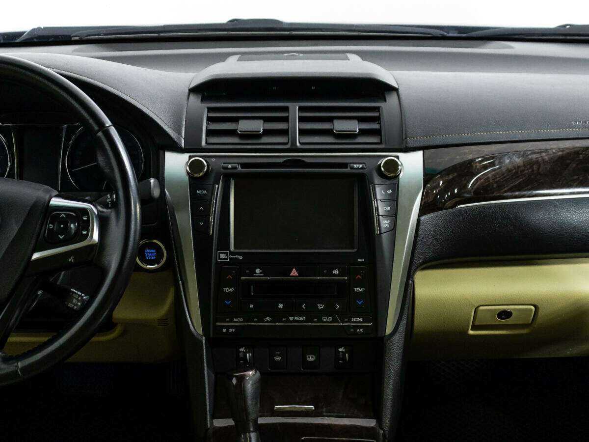 Toyota Camry 2017