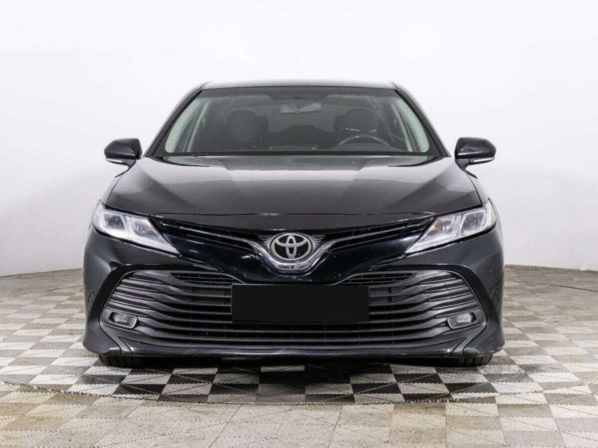 Toyota Camry 2021