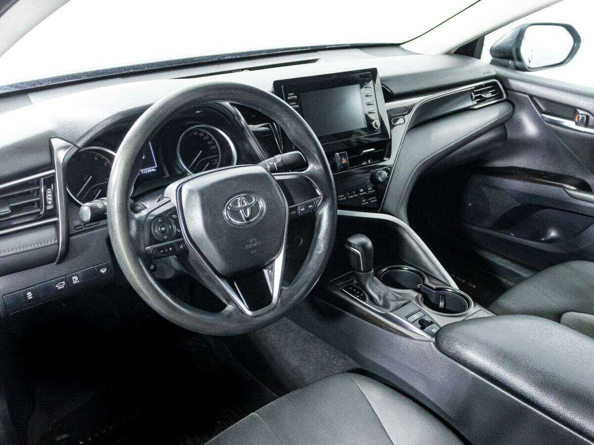 Toyota Camry 2021