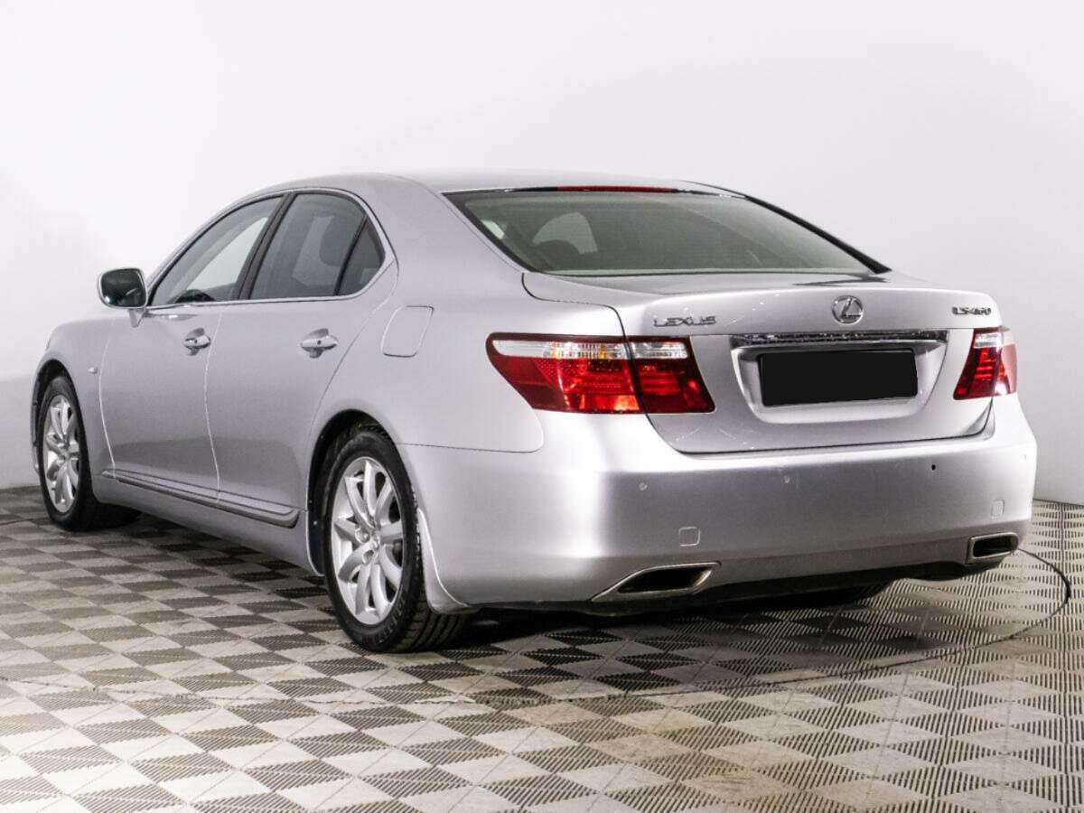 Lexus LS