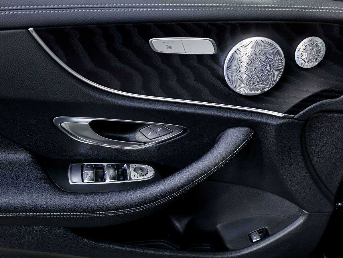 Mercedes-Benz E-Класс 2019