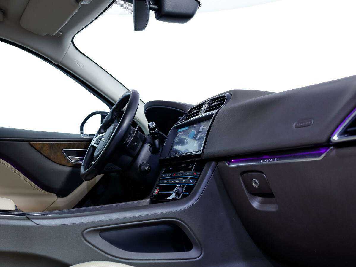 Jaguar F-Pace 2018