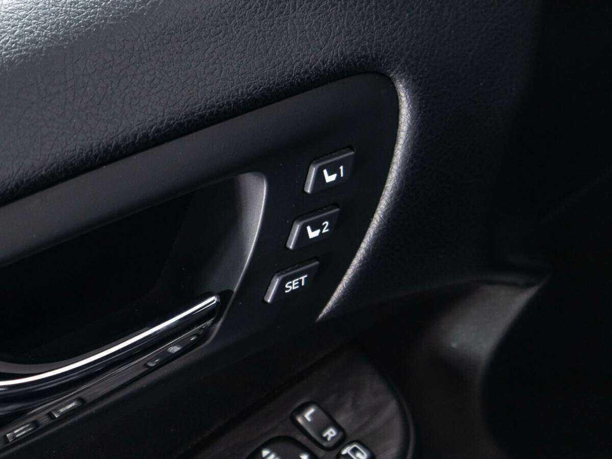 Toyota Camry 2017