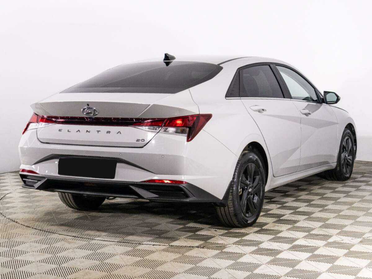 Hyundai Elantra 2021