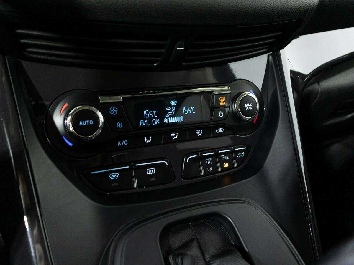 Ford Kuga 2016