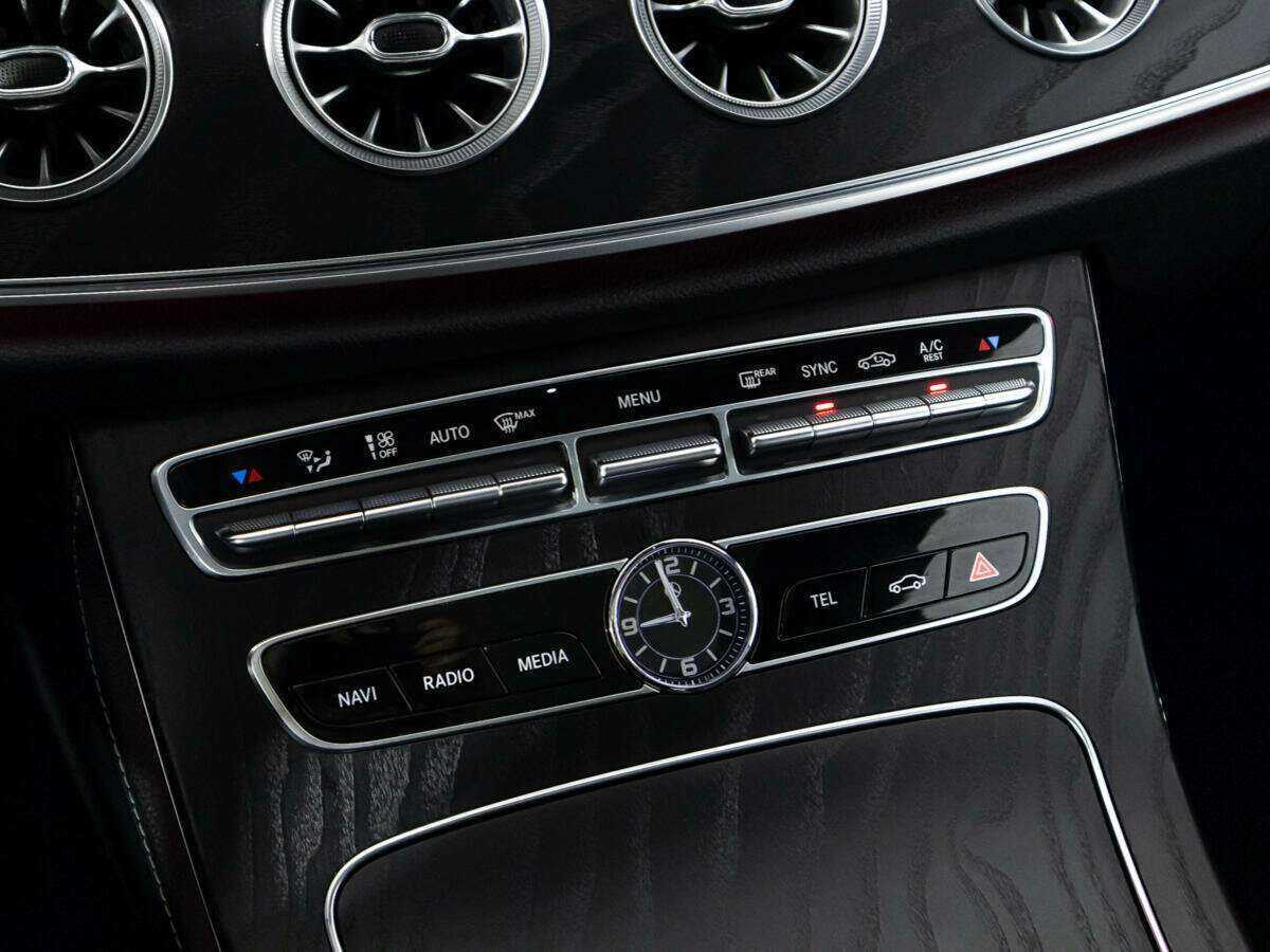 Mercedes-Benz E-Класс 2017