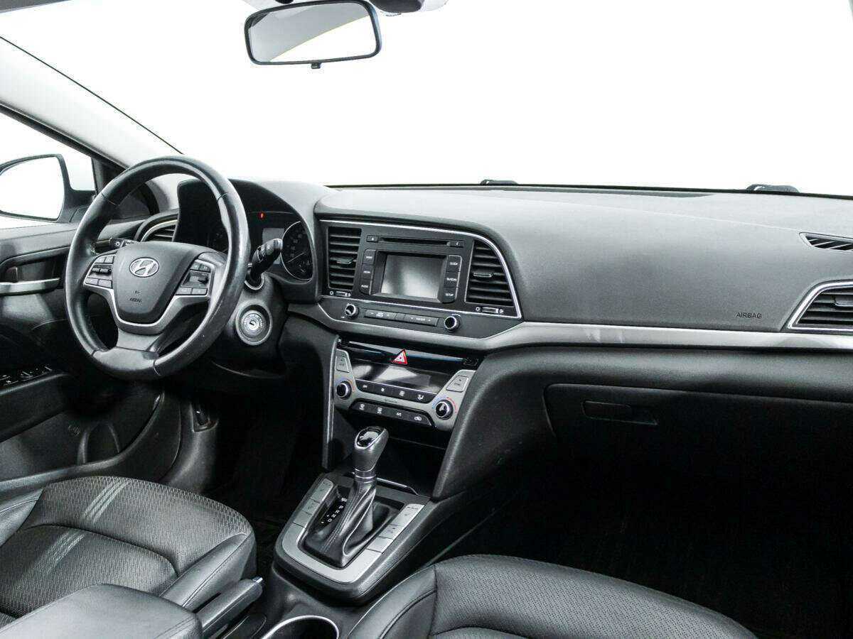 Hyundai Elantra 2016