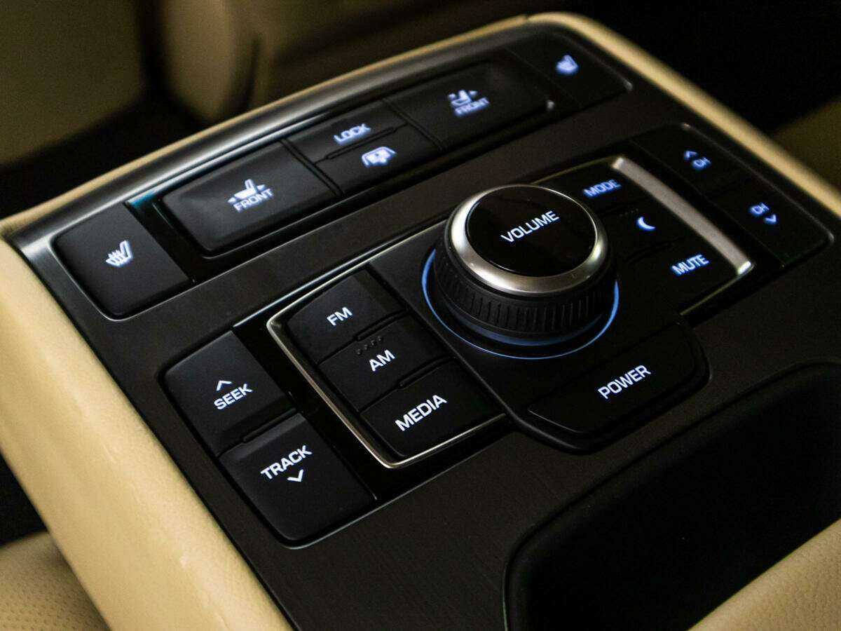 Genesis G80 2019