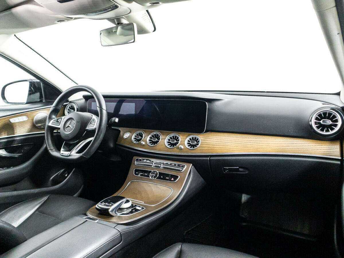 Mercedes-Benz E-Класс 2017