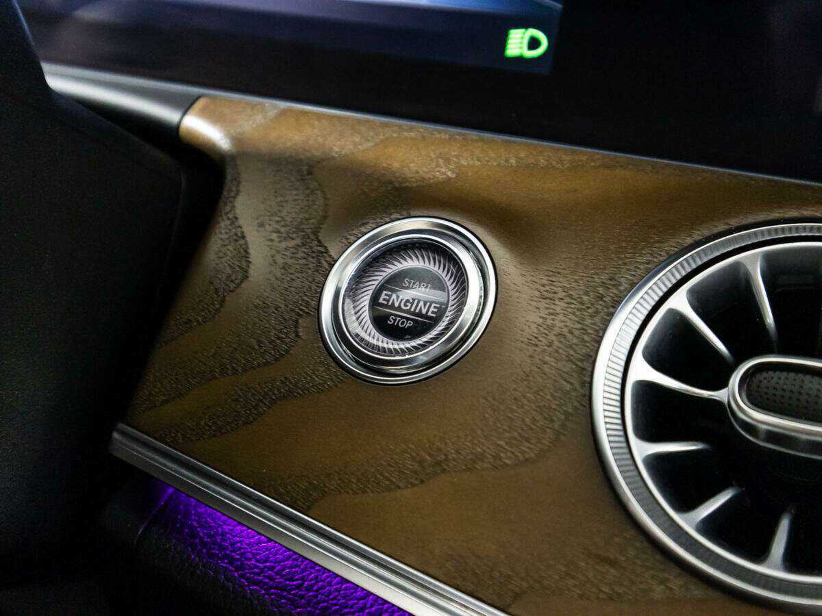 Mercedes-Benz E-Класс 2017