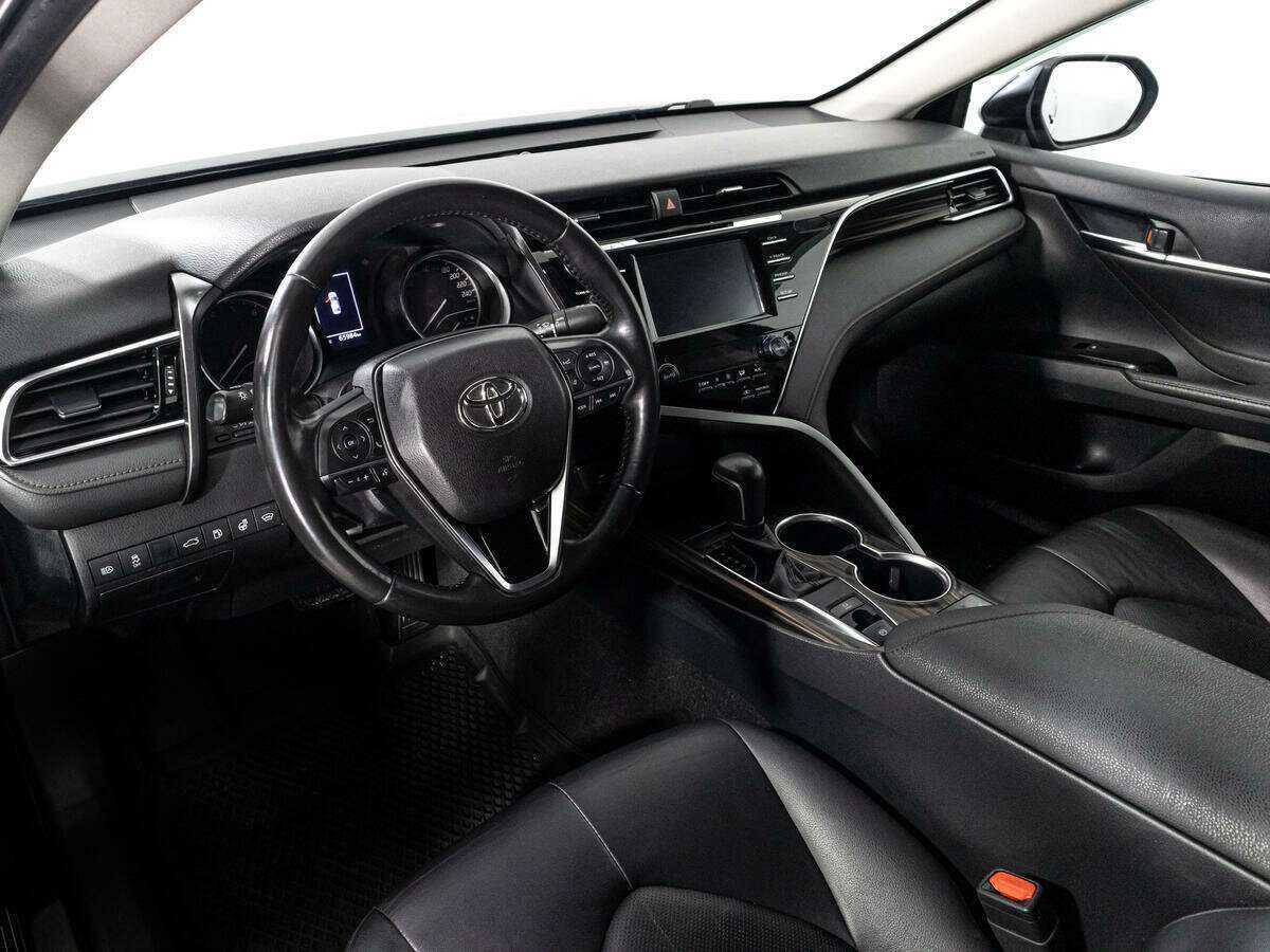 Toyota Camry 2018