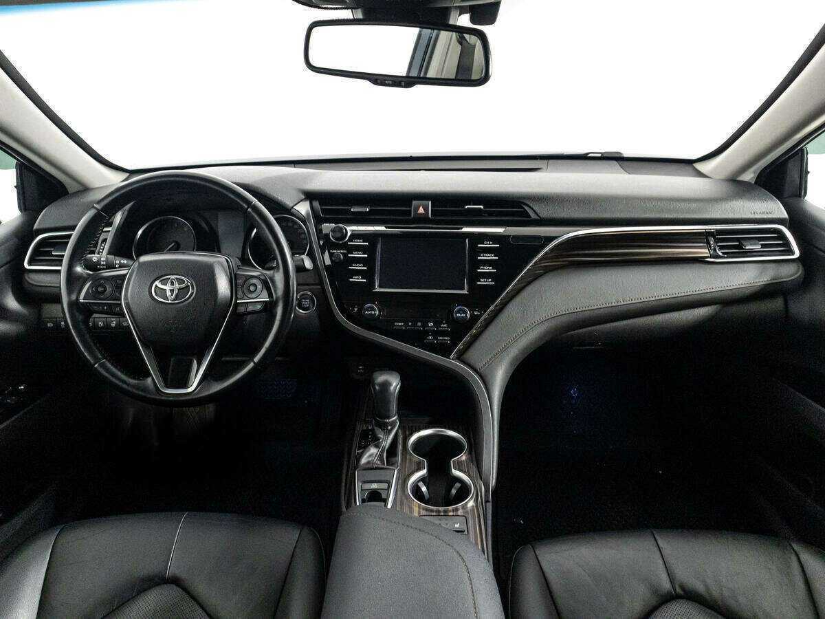 Toyota Camry 2018