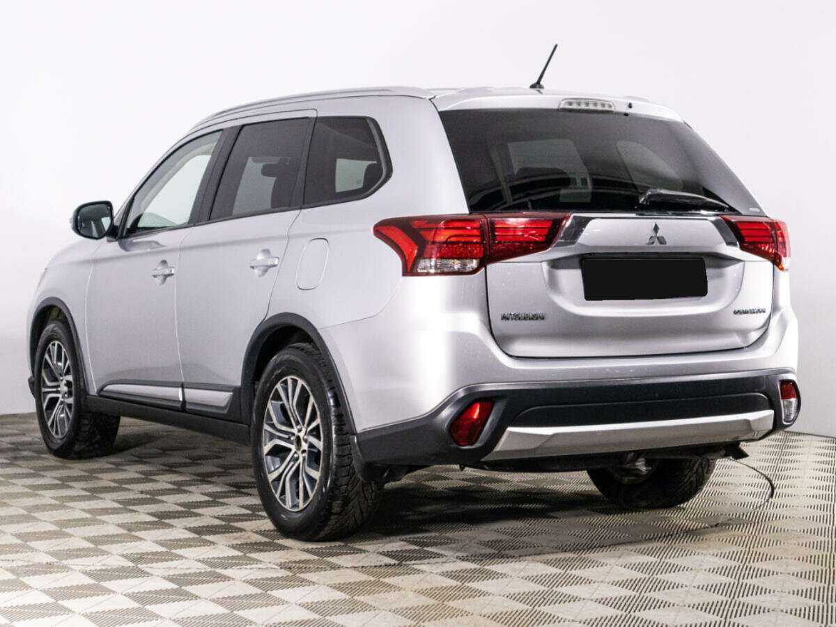 Mitsubishi Outlander 2015