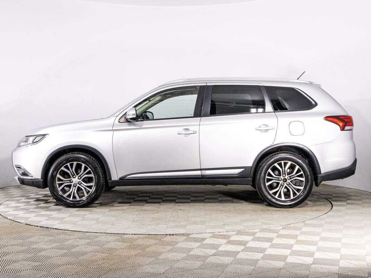 Mitsubishi Outlander 2015