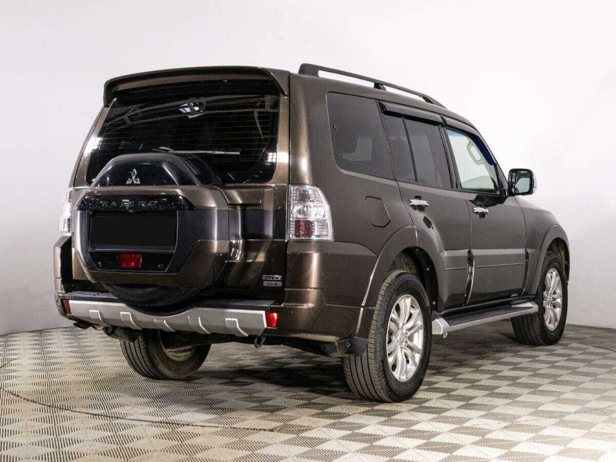 Mitsubishi Pajero 2017