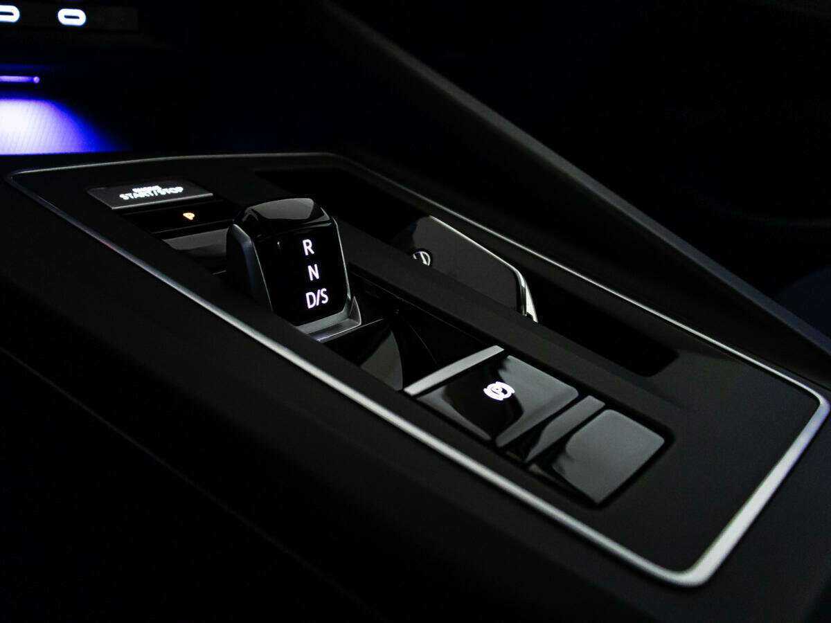 Volkswagen Golf 2021