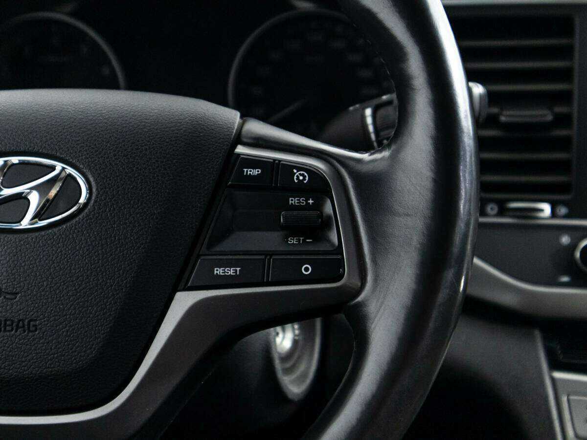 Hyundai Elantra 2018
