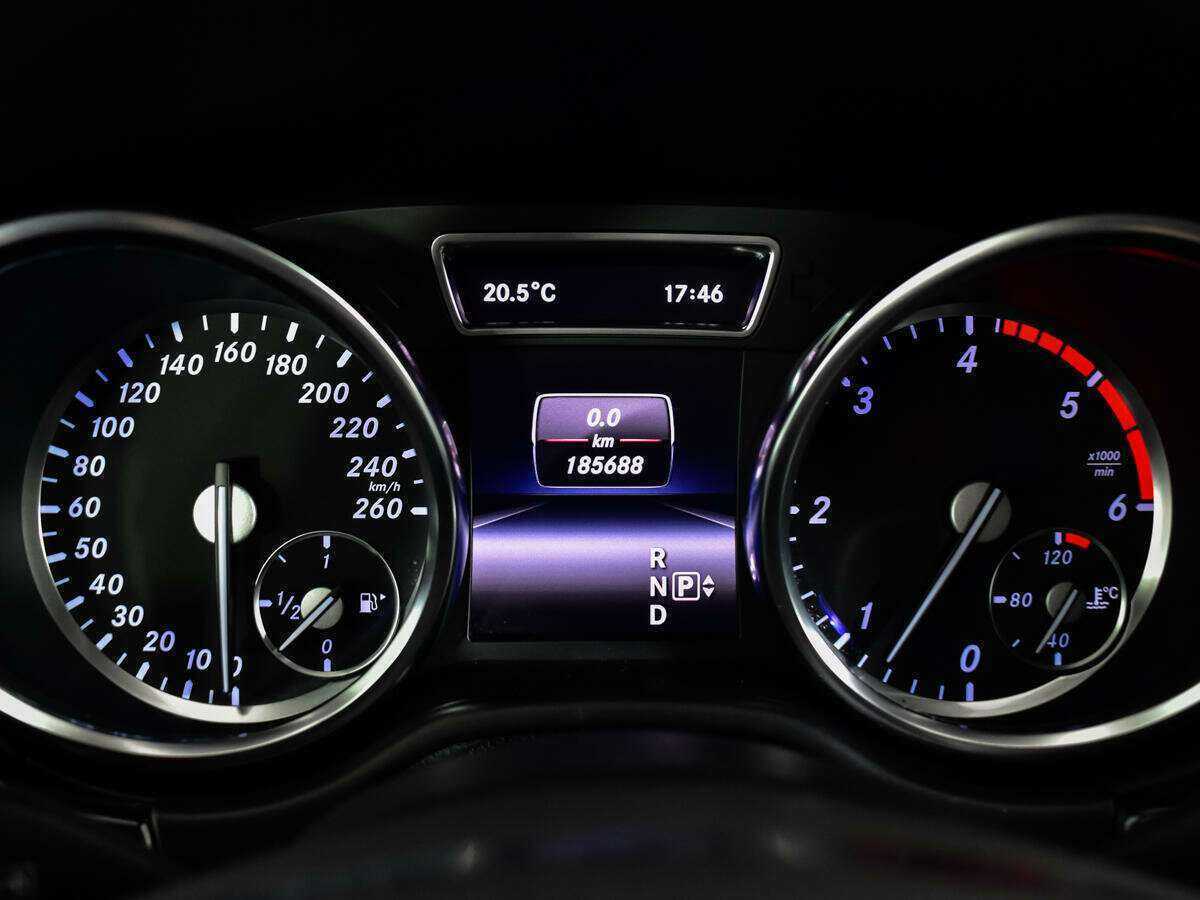 Mercedes-Benz M-Класс 2013