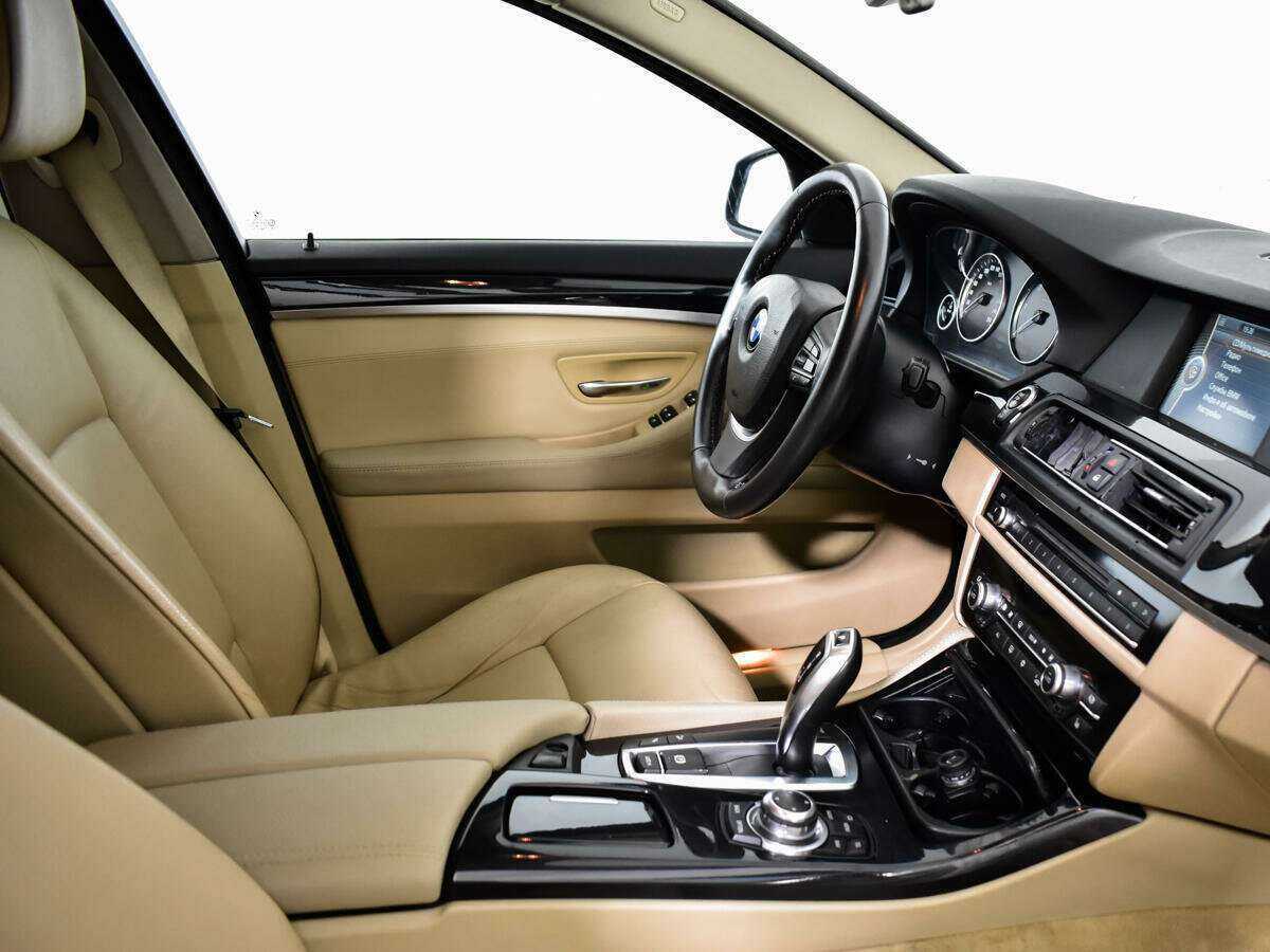 BMW 5 серии 2011