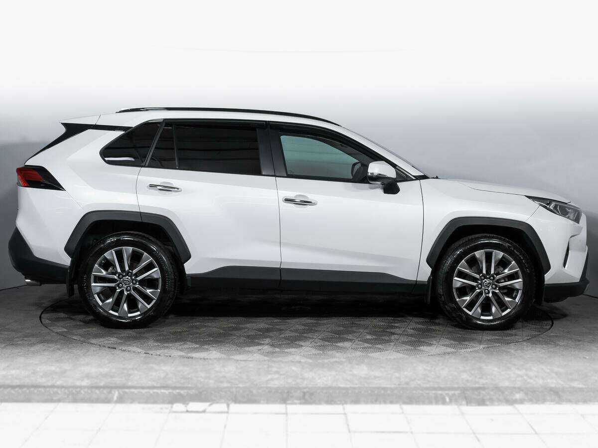 Toyota RAV4 2021