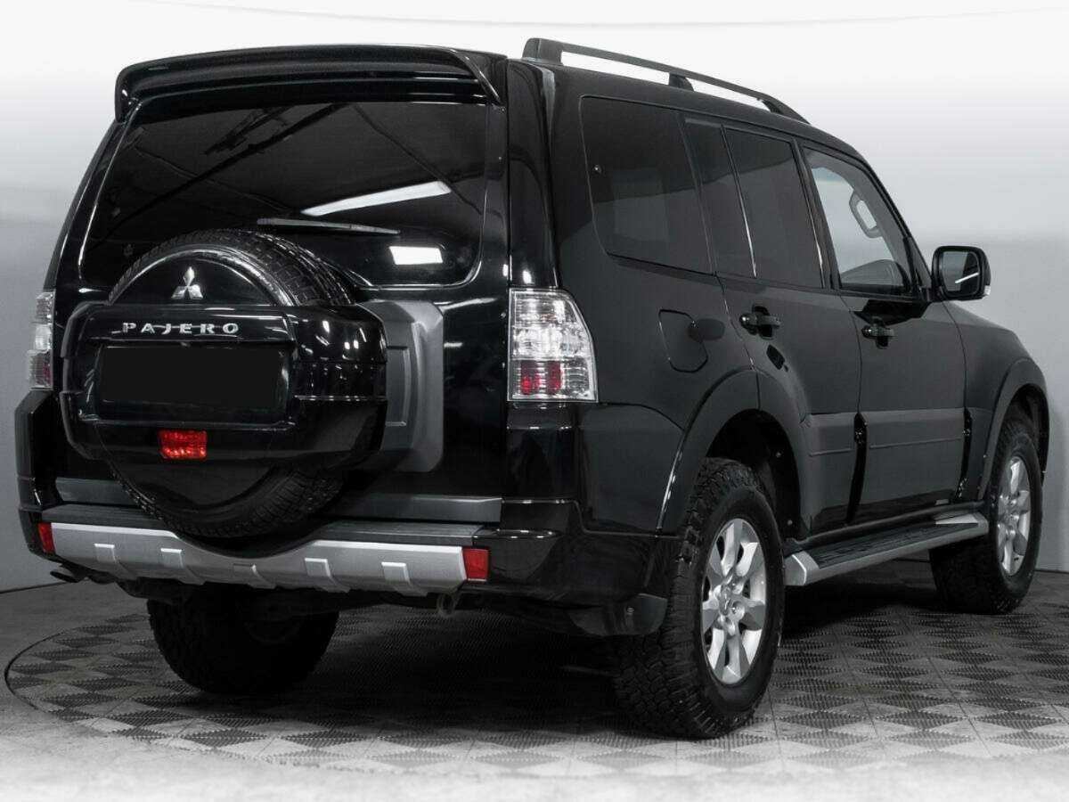 Mitsubishi Pajero 2011