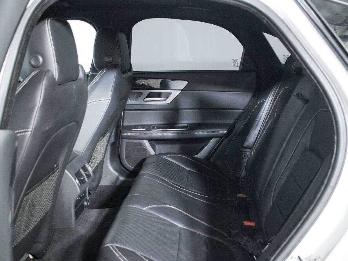 Jaguar XF 2016