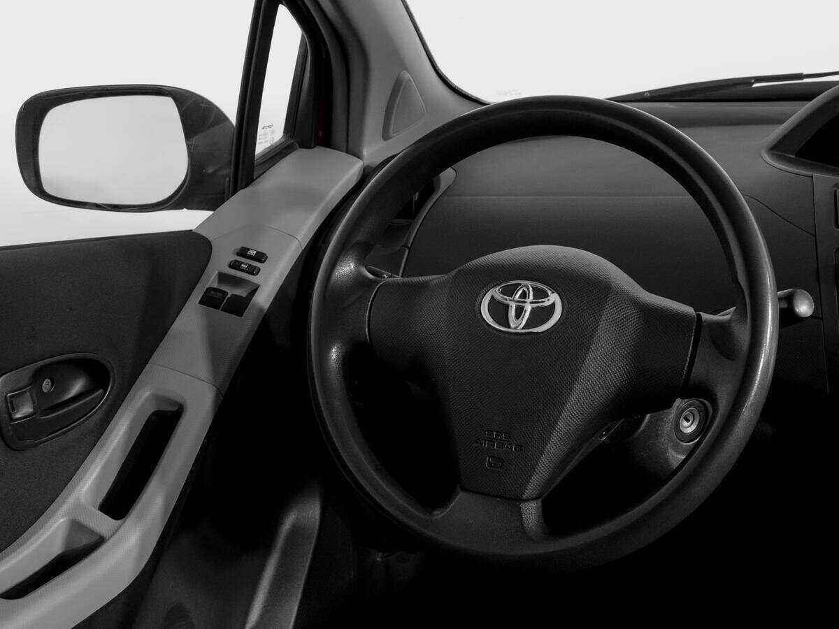 Toyota Yaris 2010