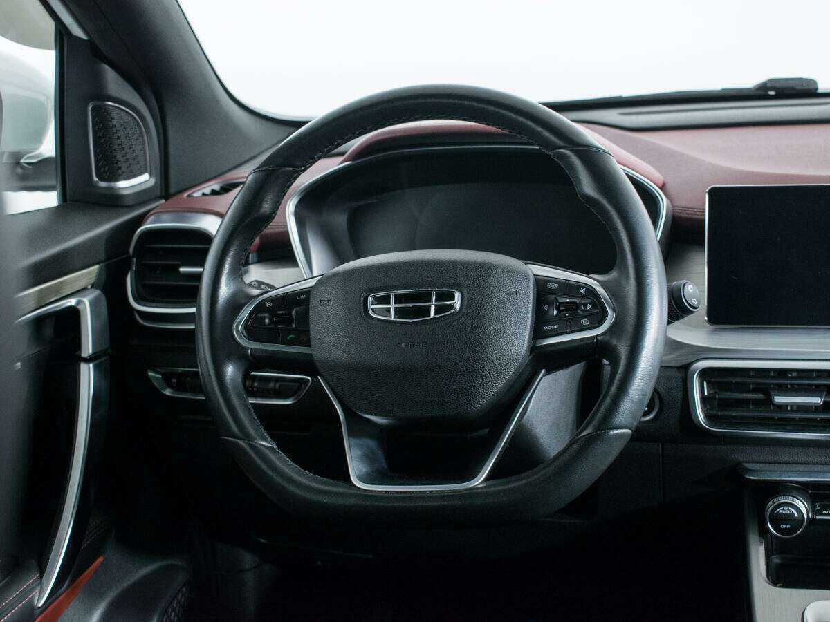 Geely Coolray 2021