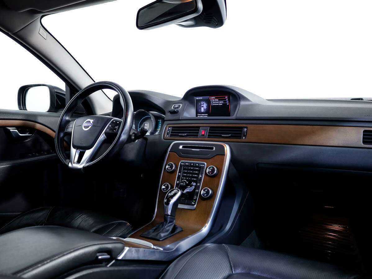 Volvo XC70 2014