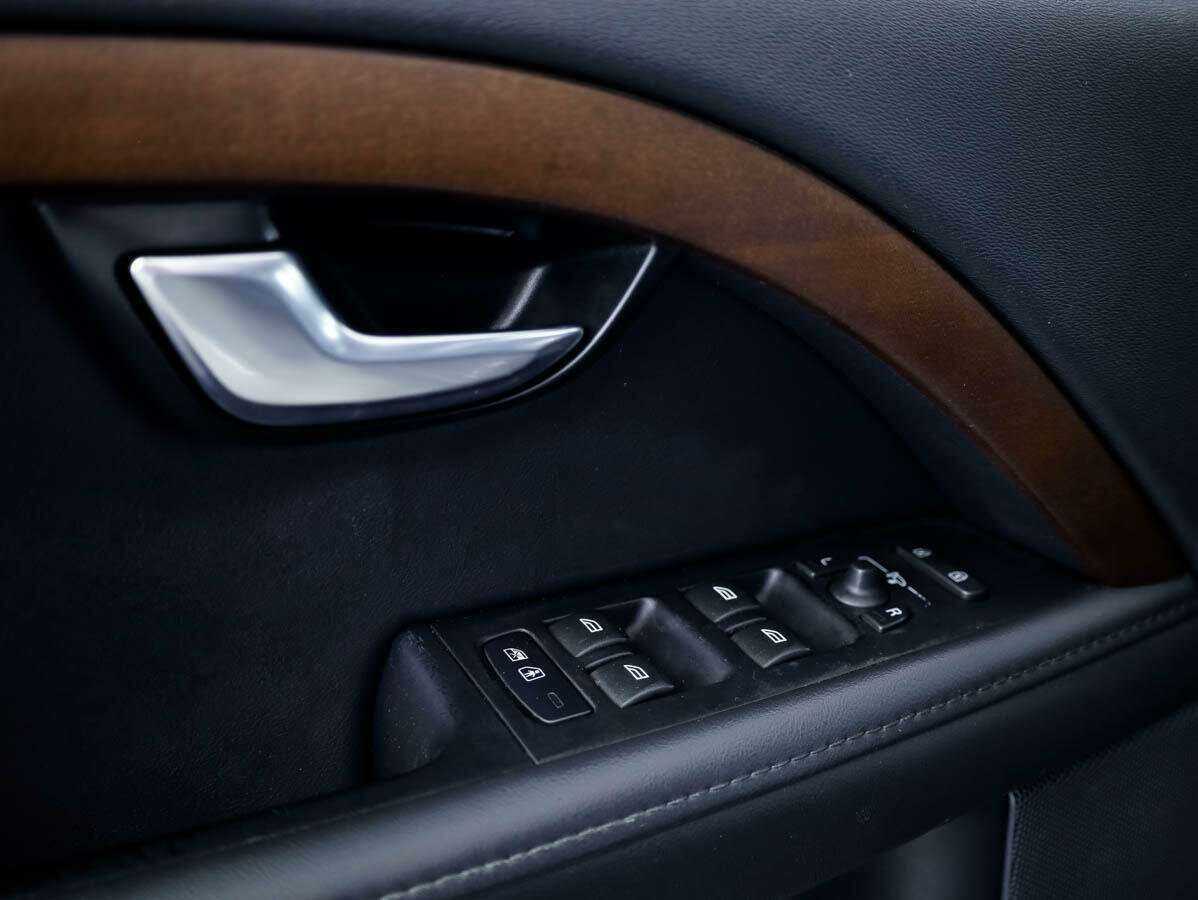 Volvo XC70 2014