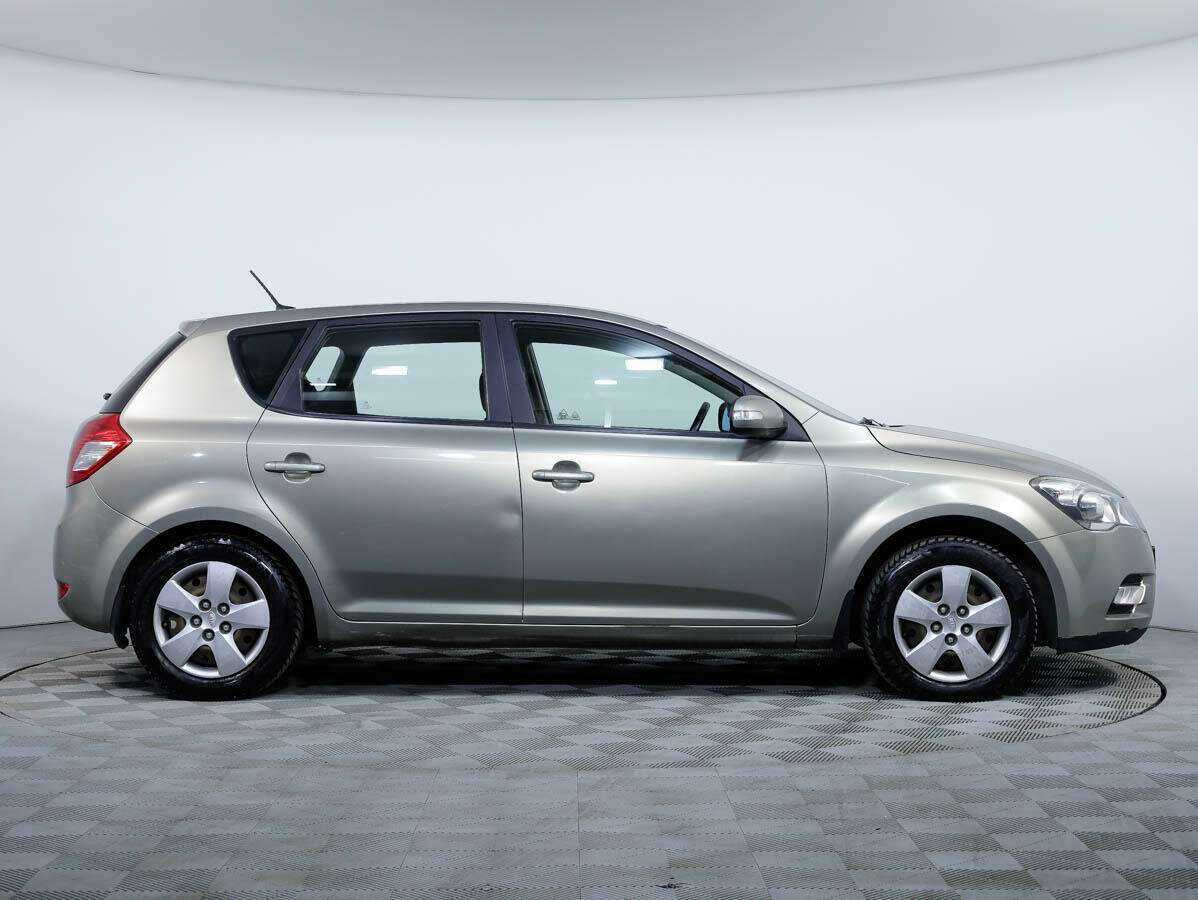 Kia Ceed 2011