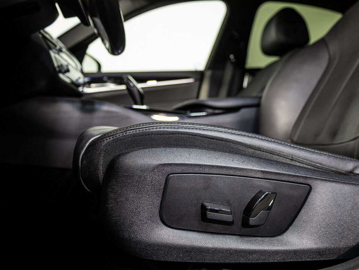 BMW 5 серии 2019