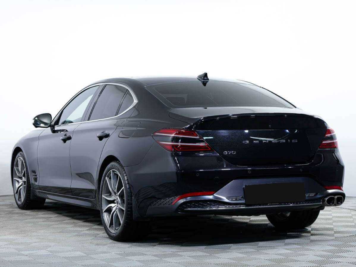 Genesis G70
