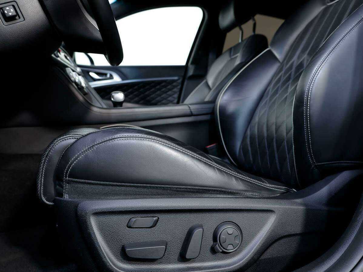 Genesis G70 2021