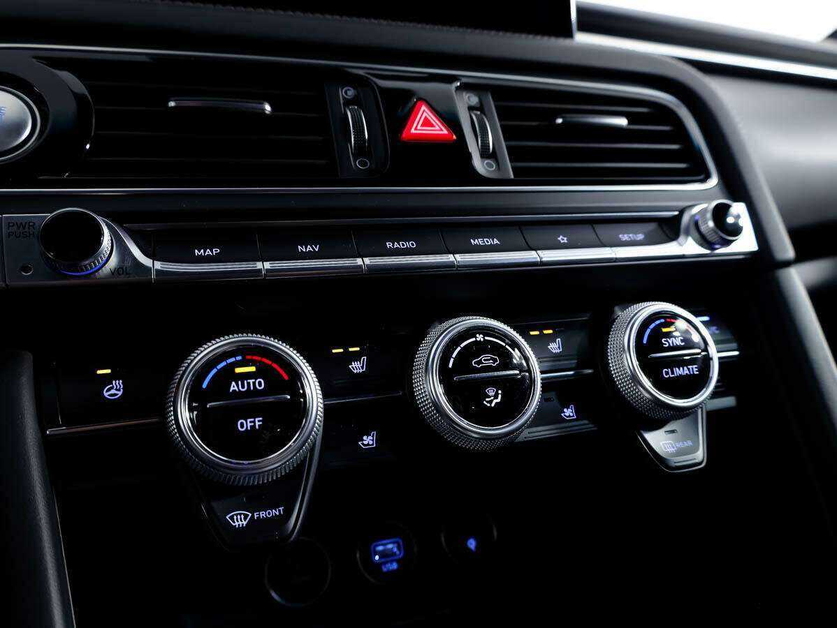 Genesis G70 2021