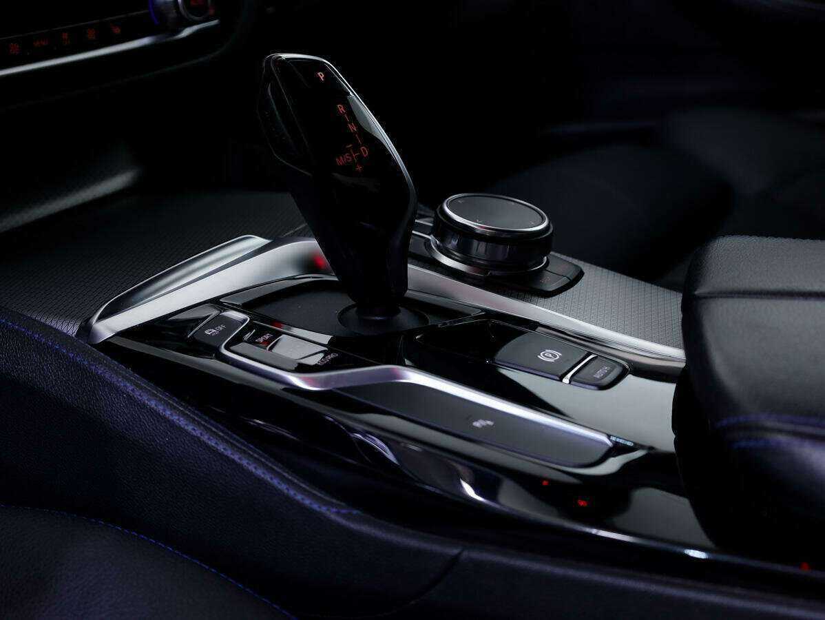 BMW 5 серии 2018