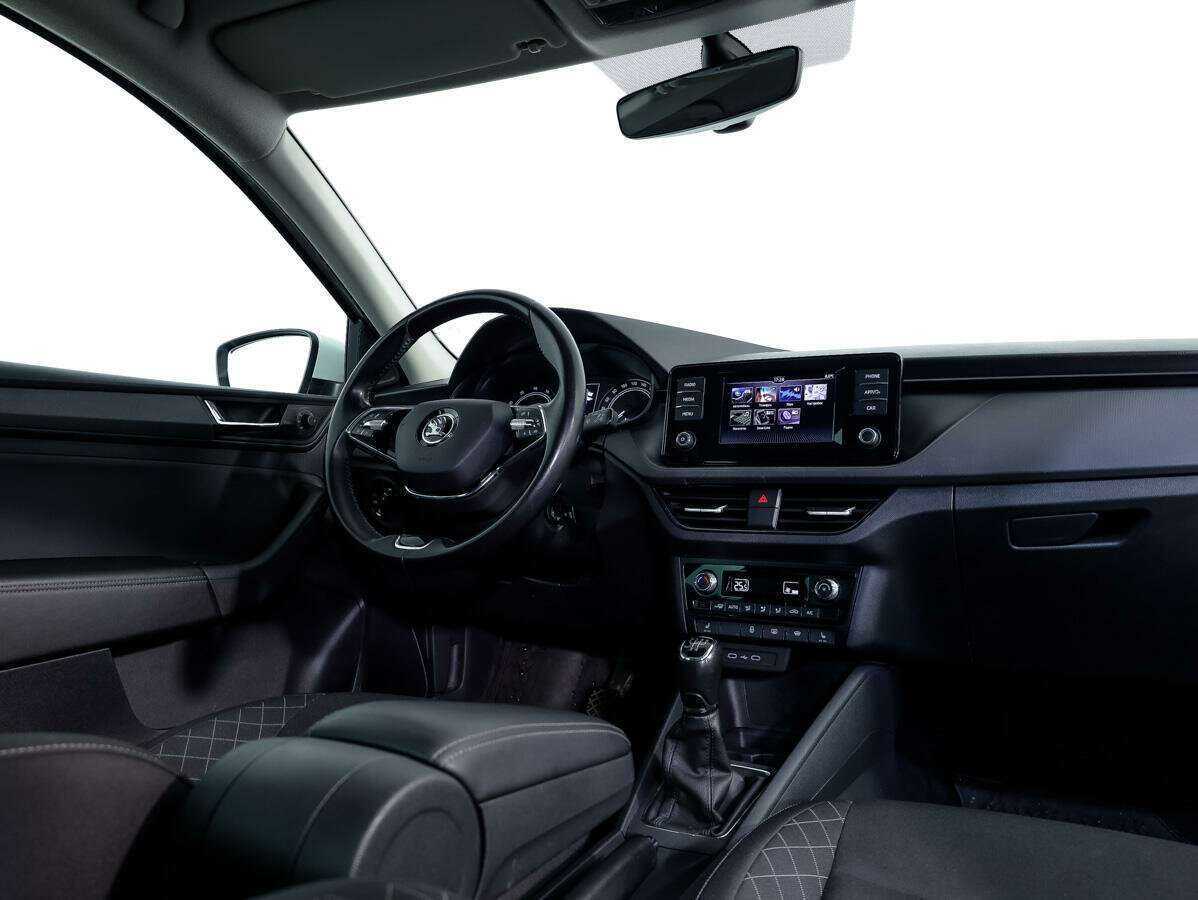 Skoda Rapid 2021