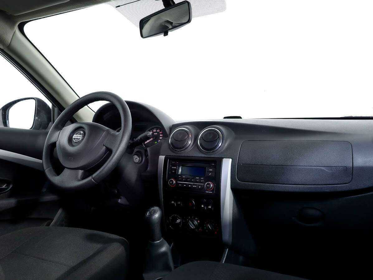 Nissan Almera