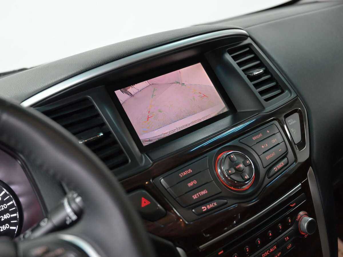 Nissan Pathfinder 2014