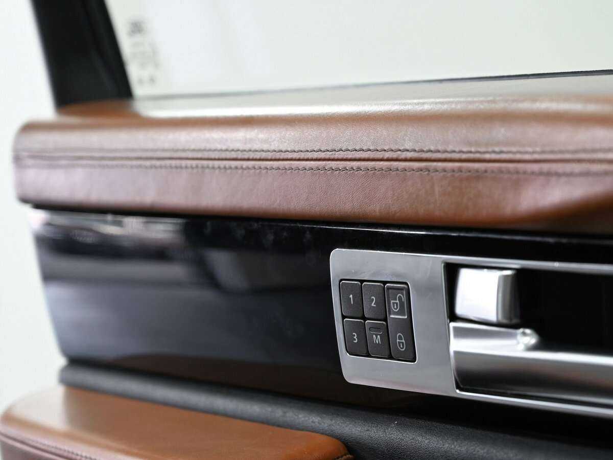 Land Rover Range Rover Sport 2011
