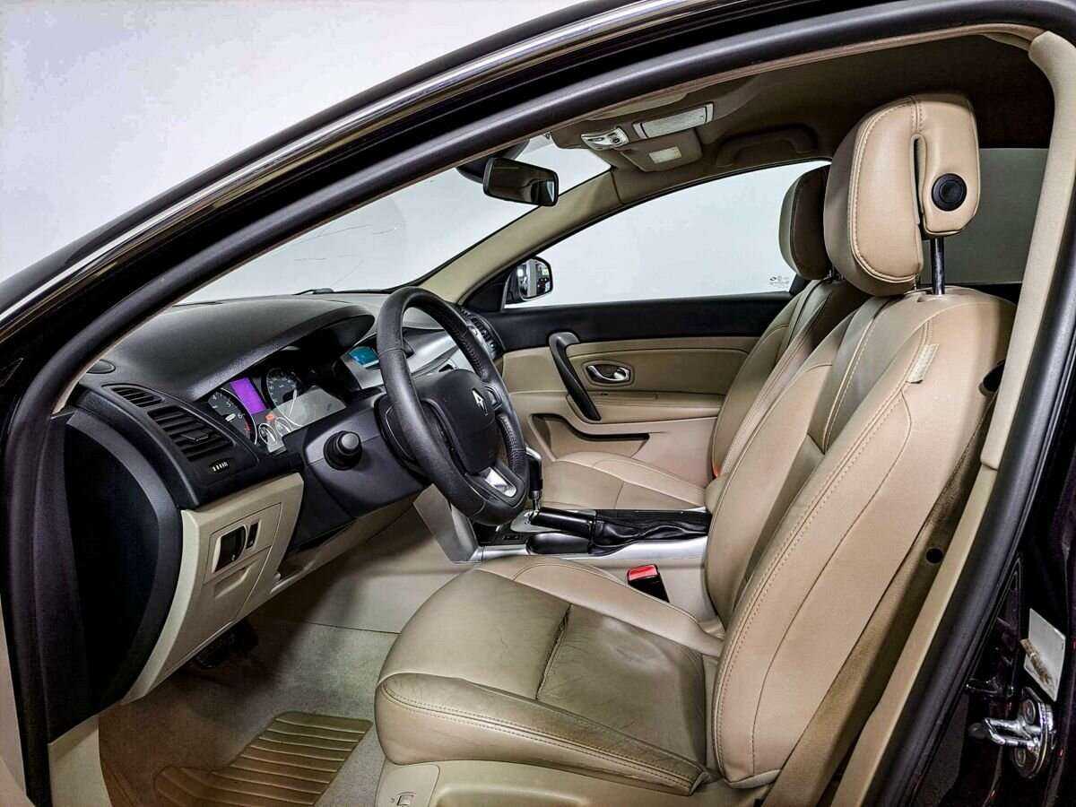 Renault Latitude 2010