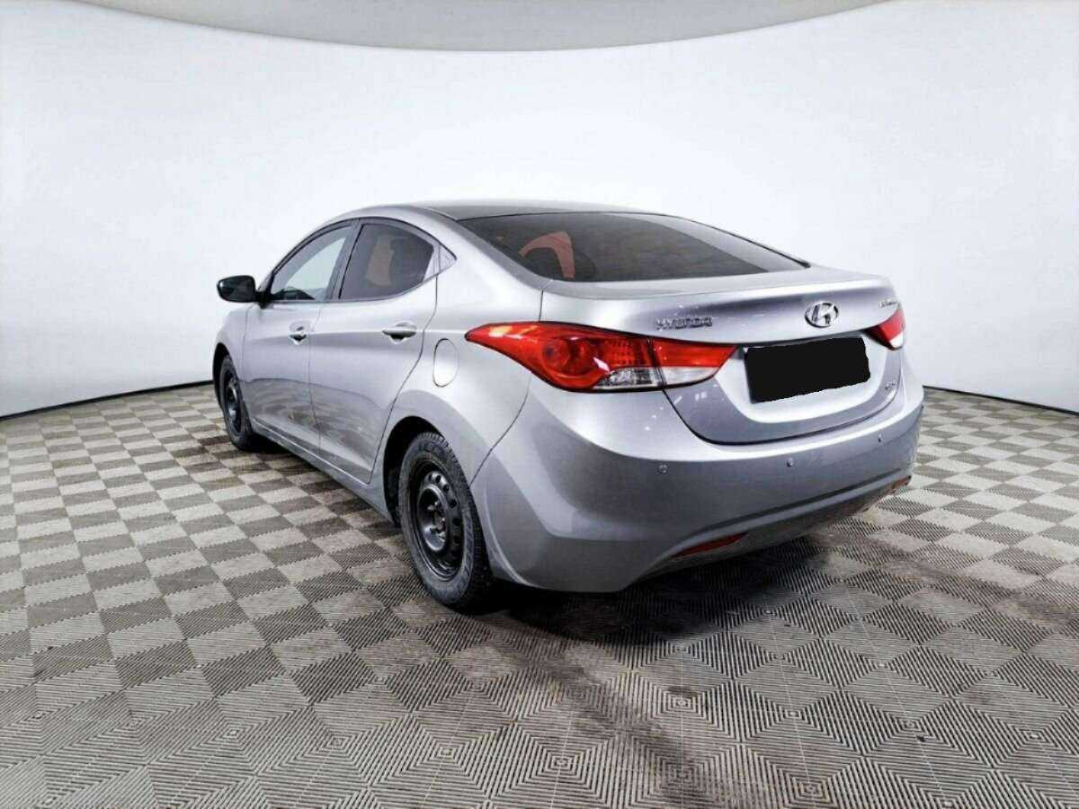Hyundai Elantra 2013
