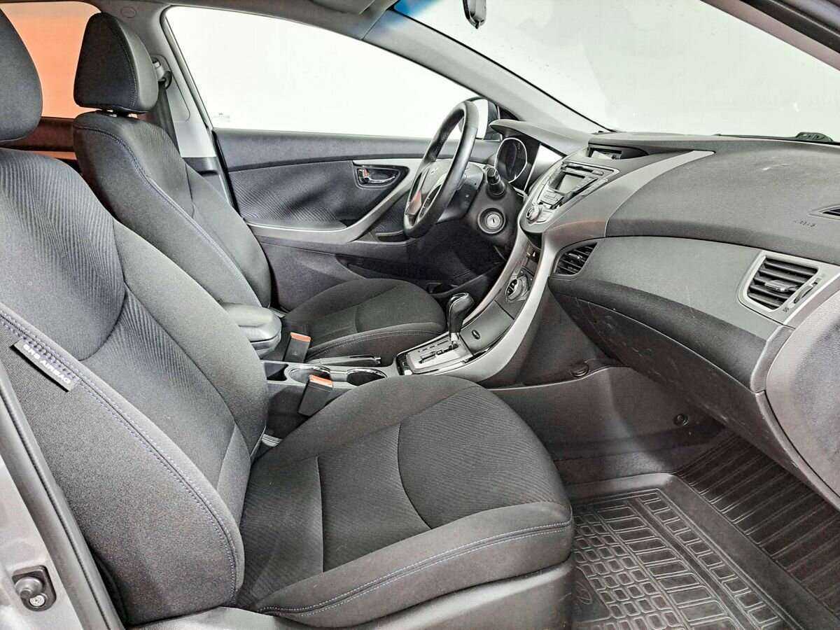 Hyundai Elantra 2013
