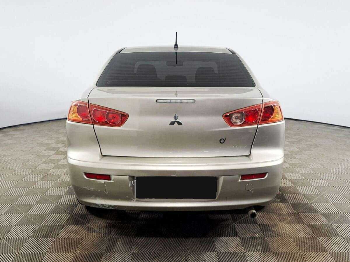 Mitsubishi Lancer